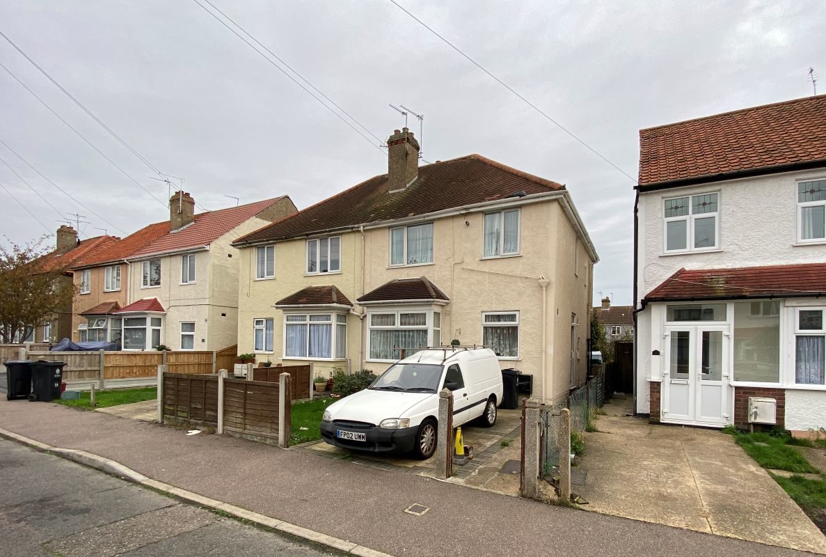 10 & 12 Beaumont Avenue, Clacton-on-Sea lot image - 0