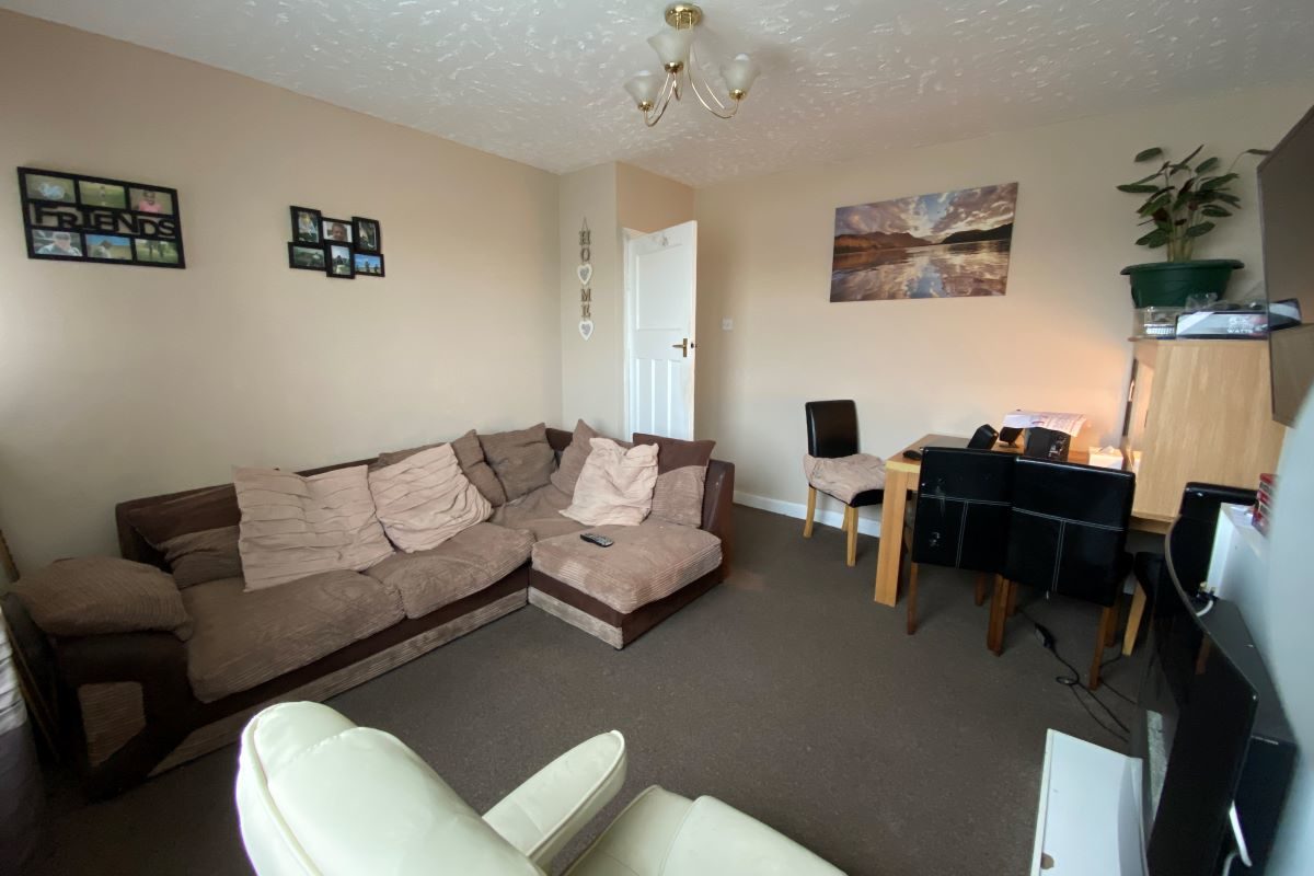 10 & 12 Beaumont Avenue, Clacton-on-Sea lot image - 1