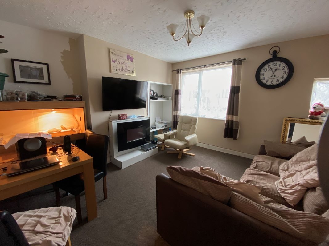 10 & 12 Beaumont Avenue, Clacton-on-Sea lot image - 3