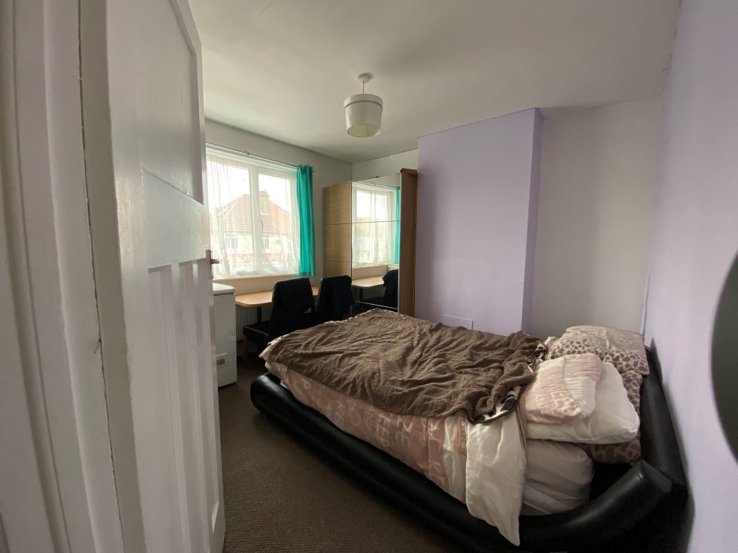 10 & 12 Beaumont Avenue, Clacton-on-Sea lot image - 4