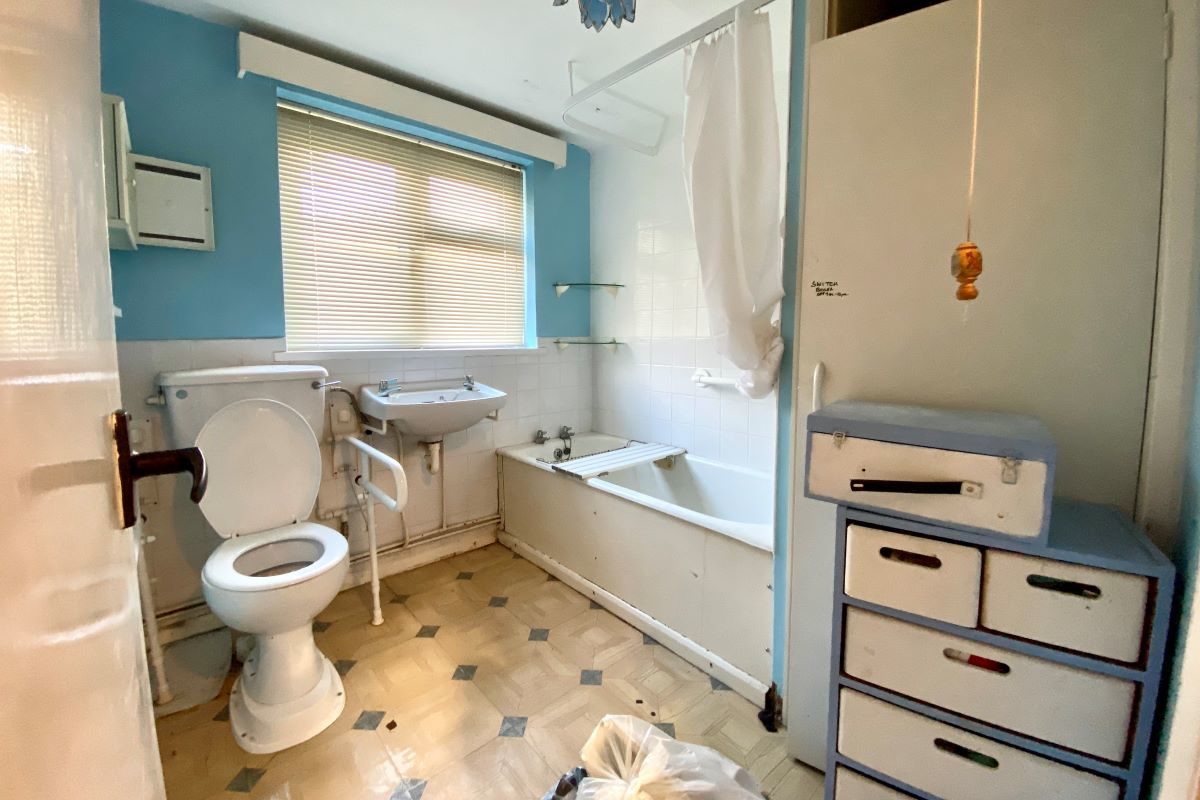 High Purvy,, Martlesham Road, Little Bealings, Woodbridge lot image - 5