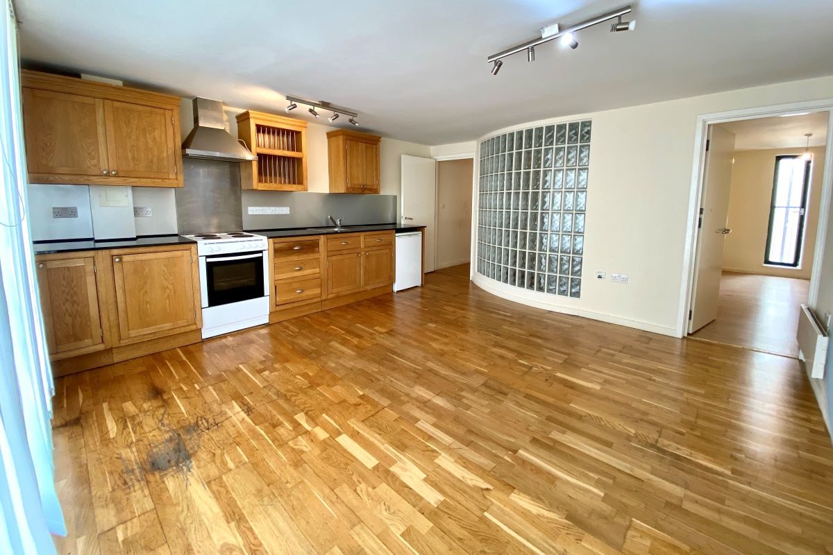 Flat 2, 6 Back Hamlet, Ipswich lot image - 2