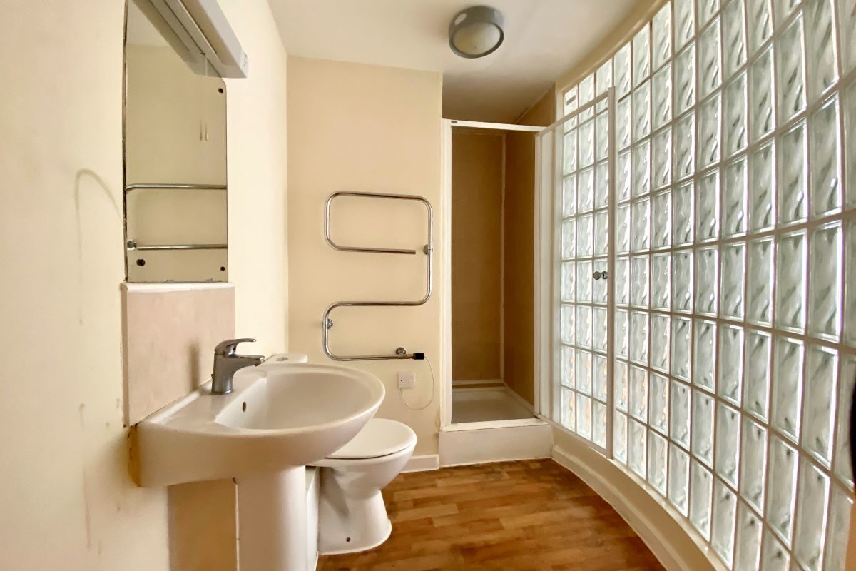 Flat 2, 6 Back Hamlet, Ipswich lot image - 4